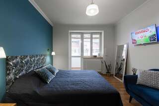 Апартаменты Roof Rooms Ивано-Франковск Апартаменты с общей ванной комнатой-11